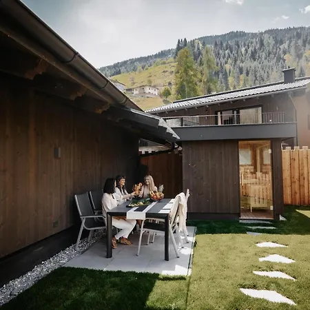 Onkl Xonna Premium Alpin Chalet Huttschlag